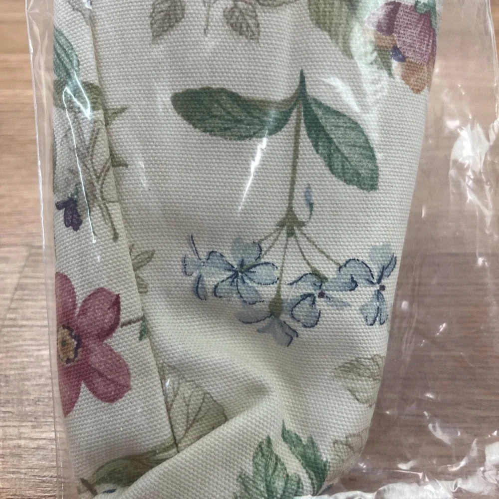Longaberger Fabric Liner for 2004 Horizon of Hope Basket in Botanical Fields NEW